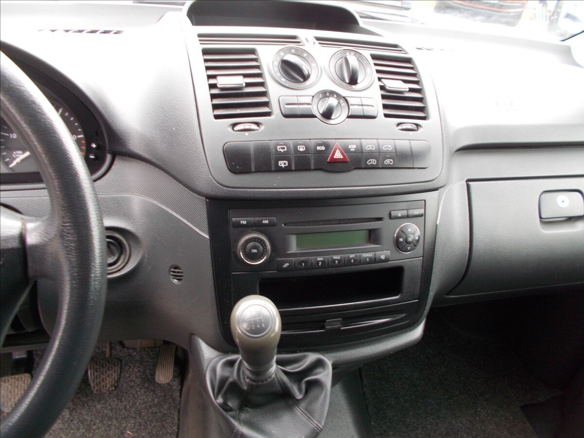 Mercedes-Benz Vito MPV 2,1 l 70 kw