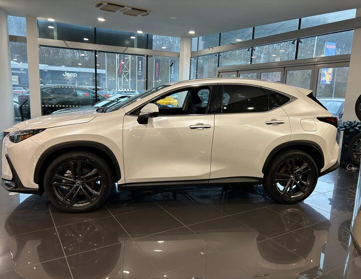 Lexus NX 350h SUV 2,5 l 179 kw
