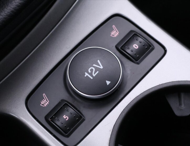 Ford Kuga SUV / Terénní 2,0 l 103 kw