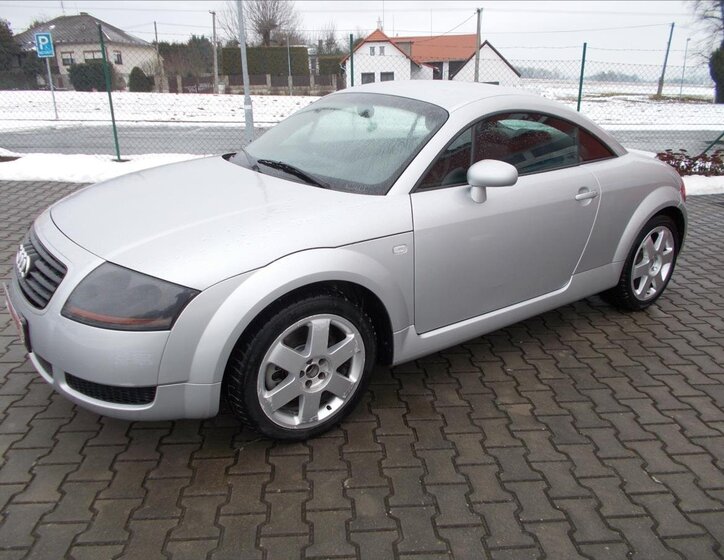 Audi TT 4