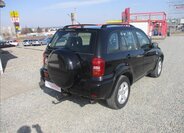 Toyota RAV4 SUV / Terénní 2,0 l 85 kw