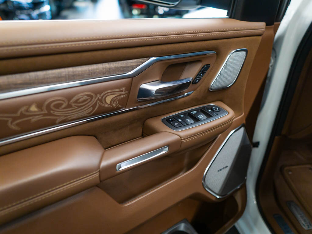 Dodge RAM Pick-up 5,7 l 291 kw