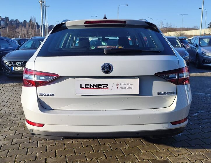 Škoda Superb Kombi 2,0 l 110 kw