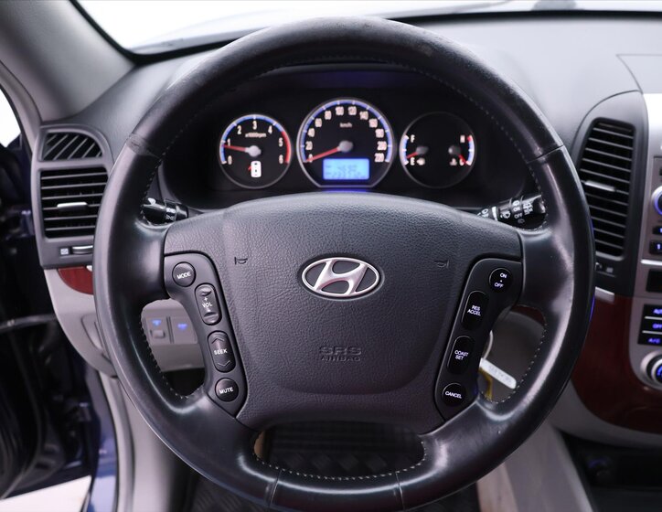 Hyundai Santa Fe SUV / Terénní 2,2 l 114 kw