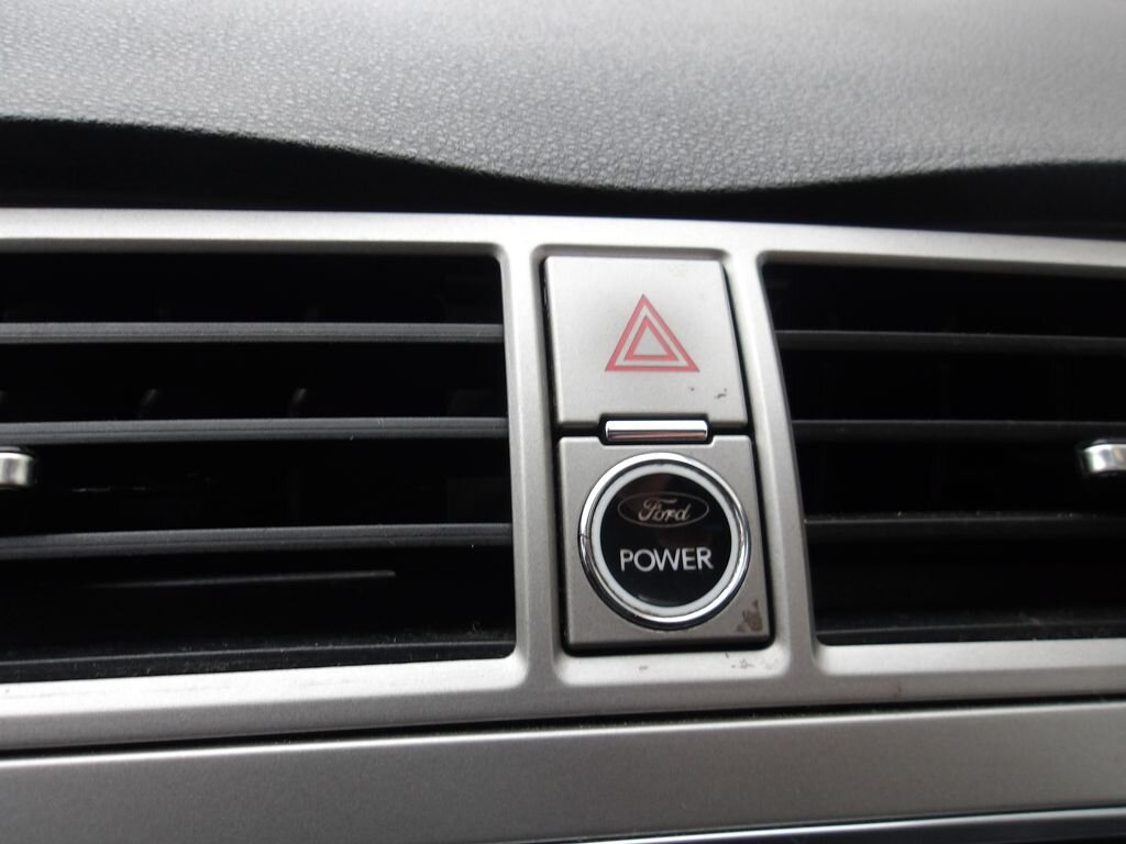 Ford Kuga SUV 2,0 l 120 kw