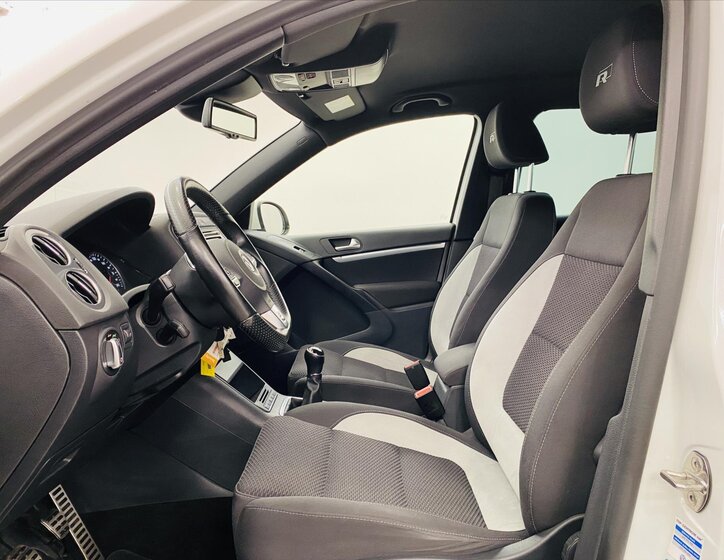 Volkswagen Tiguan SUV 2,0 l 103 kw