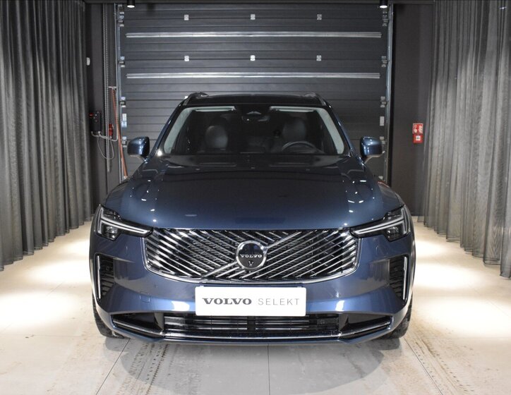 Volvo XC90 SUV 2,0 l 228 kw