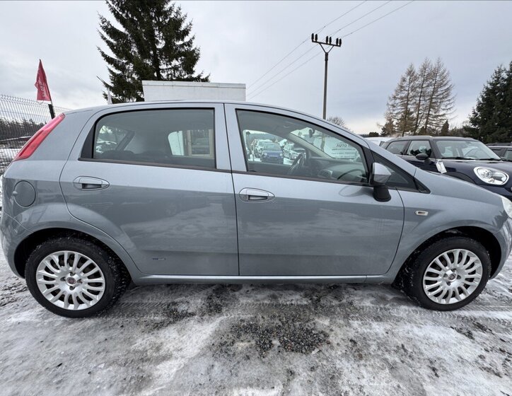 Fiat Grande Punto Hatchback 1,2 l 48 kw