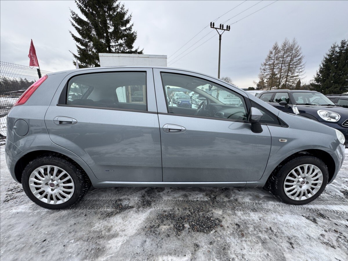 Fiat Grande Punto Hatchback 1,2 l 48 kw