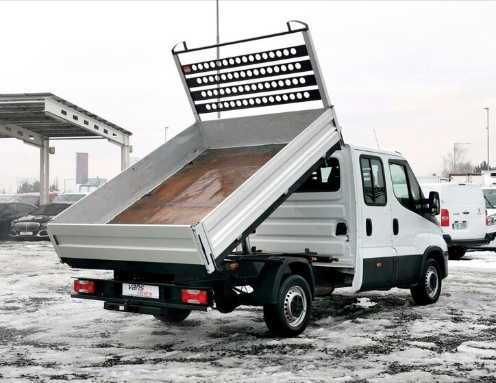 Iveco Daily Sklápěč 2,3 l 100 kw