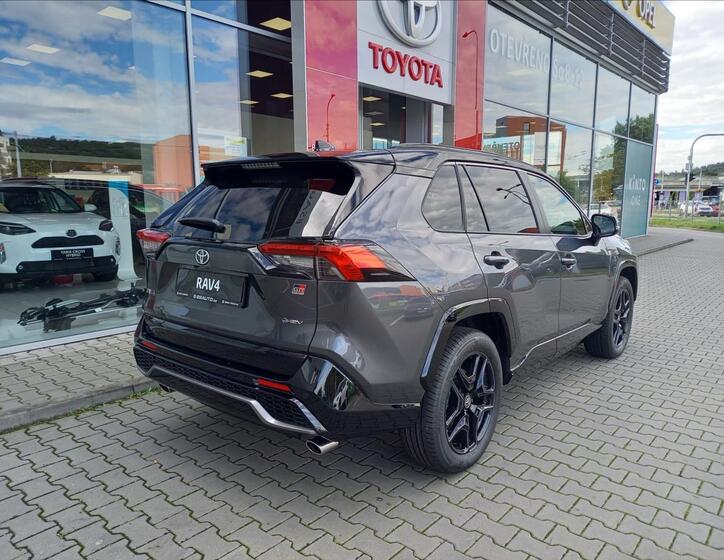 Toyota RAV4 4
