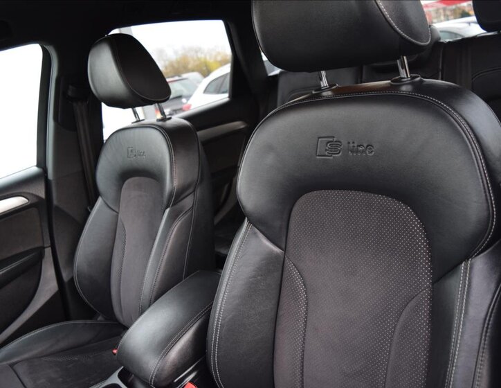 Audi Q5 SUV / Terénní 3,0 l 180 kw