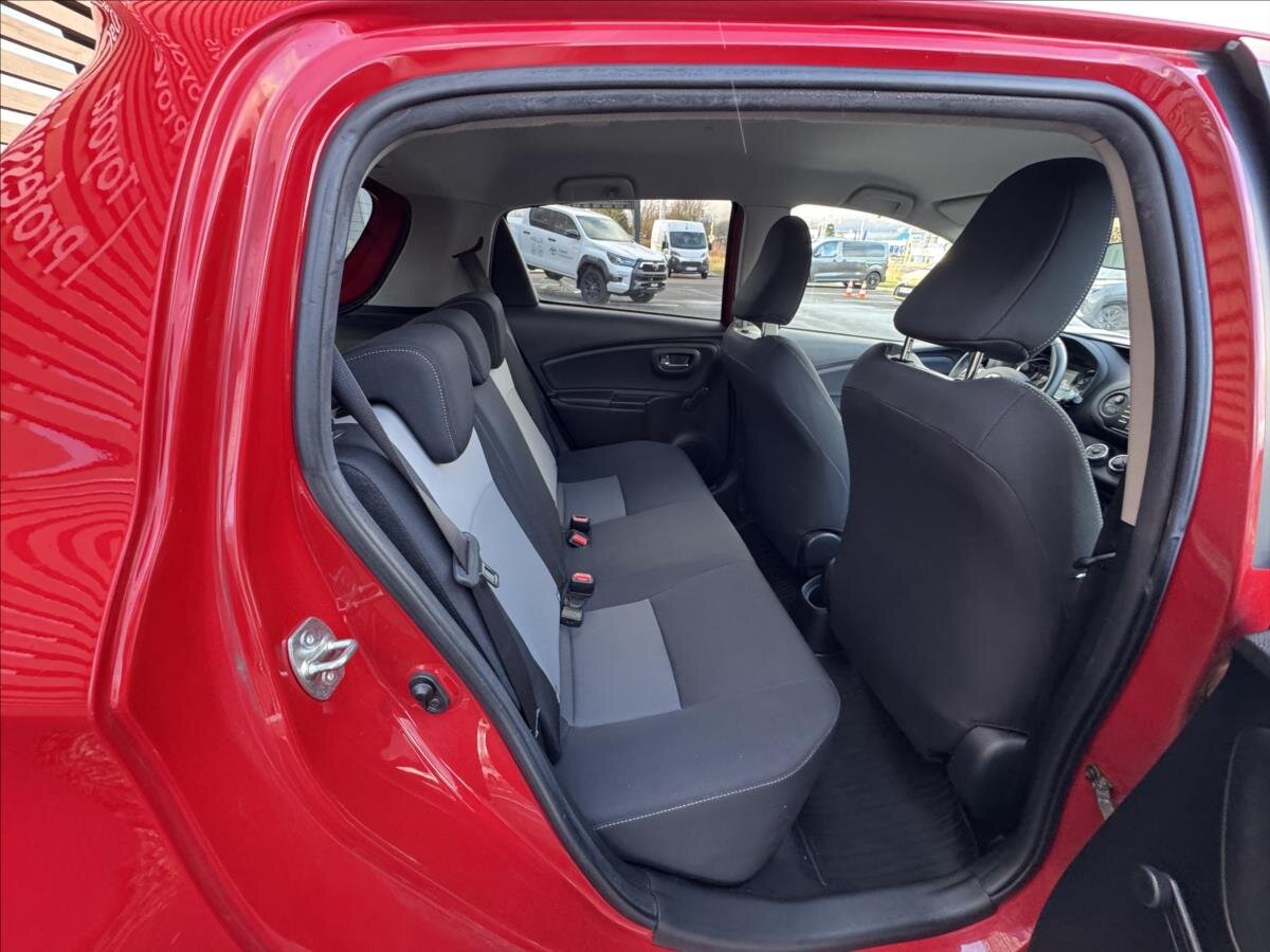 Toyota Yaris Hatchback 1,5 l 82 kw