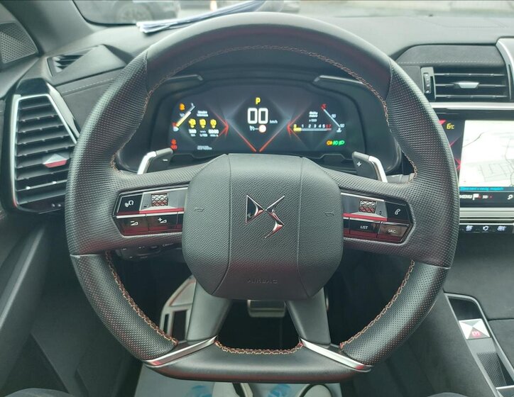 DS Automobiles DS7 Crossback SUV / Terénní 1,6 l 133 kw