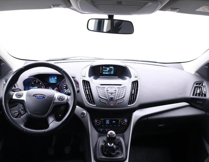 Ford Kuga SUV / Terénní 2,0 l 103 kw