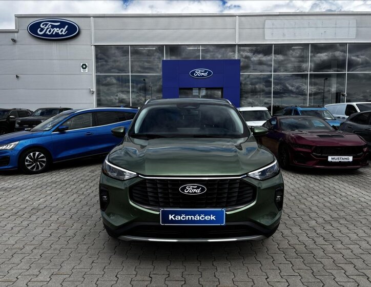 Ford Kuga SUV / Terénní 1,5 l 137 kw