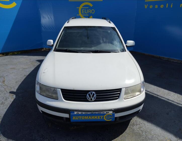 Volkswagen Passat 2