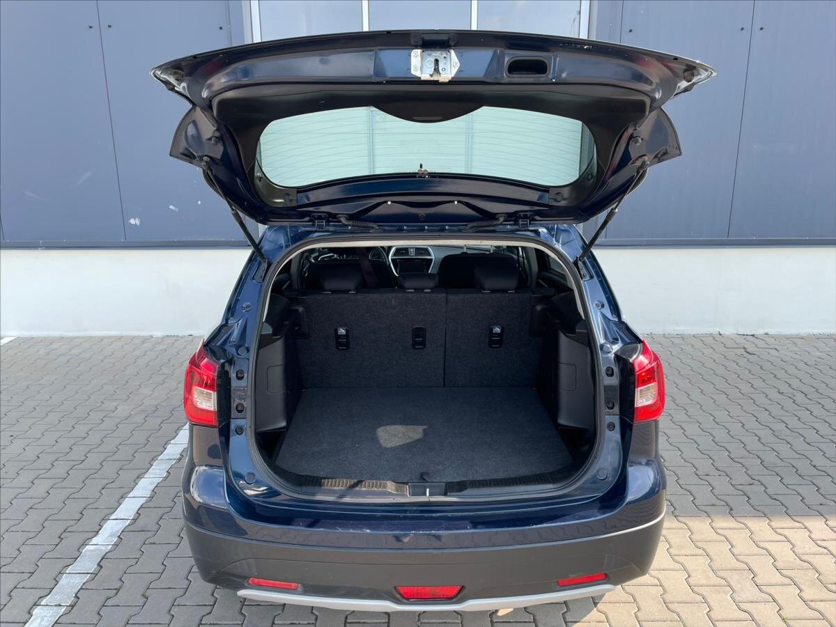 Suzuki SX4 S-Cross SUV 998,0 82 kw