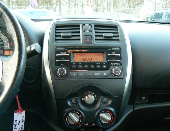 Nissan Micra Hatchback 1,2 l 59 kw