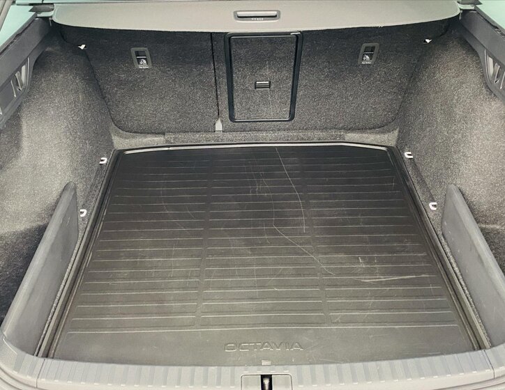 Škoda Octavia Kombi 2,0 l 195 kw