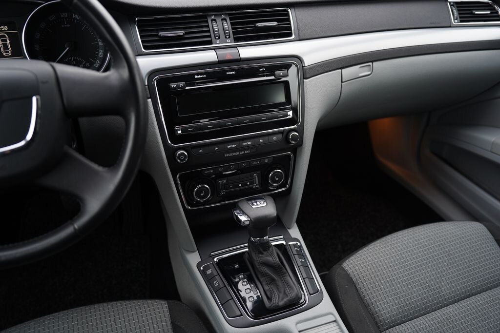 Škoda Superb Sedan 1,8 l 118 kw