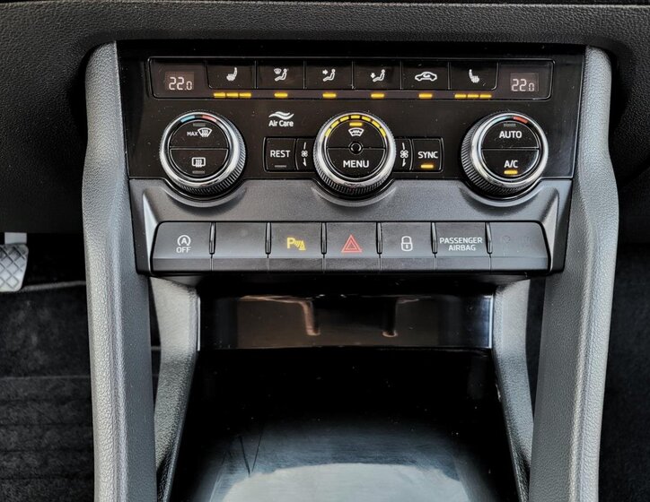 Škoda Kodiaq SUV / Terénní 1,5 l 110 kw