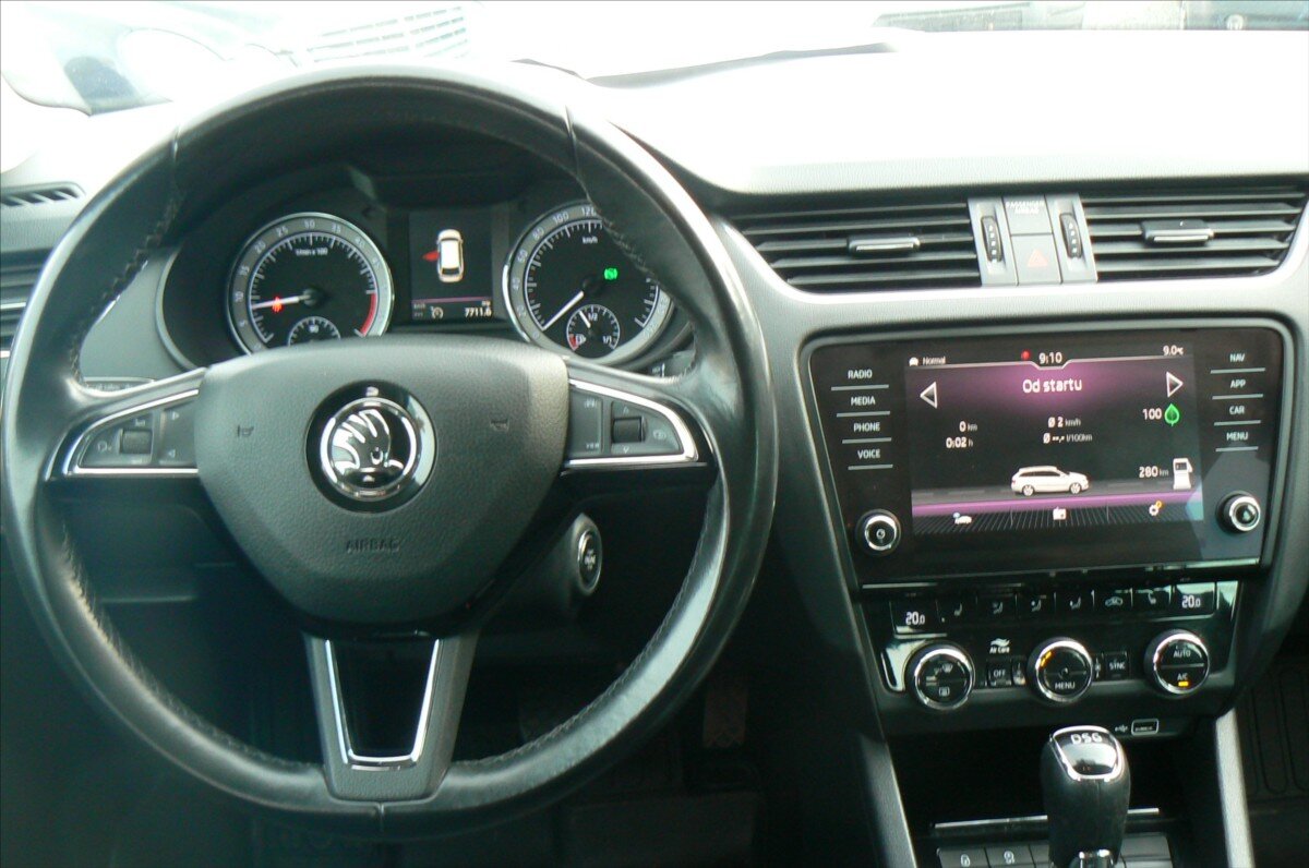 Škoda Octavia Kombi 2,0 l 110 kw