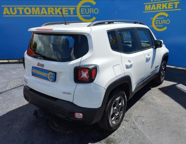 Jeep Renegade 4