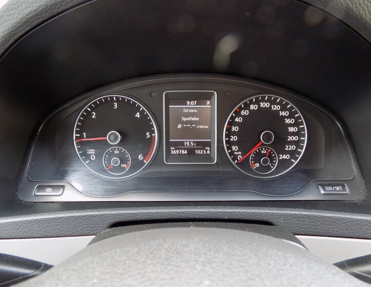 Volkswagen Multivan 33