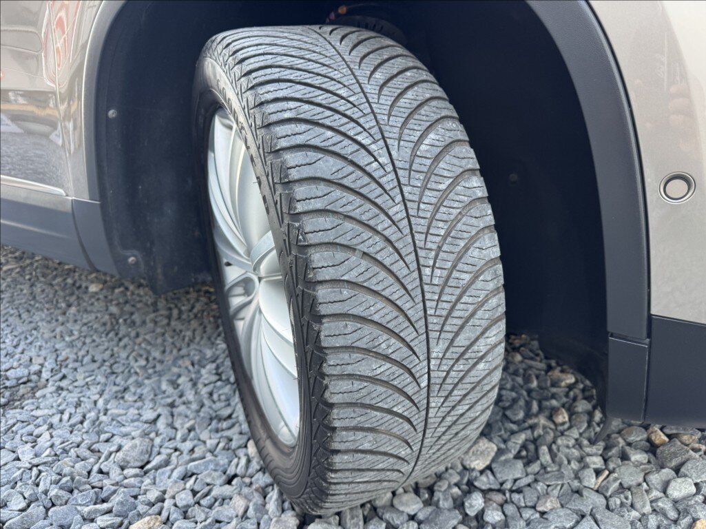 Volkswagen Tiguan SUV / Terénní 2,0 l 81 kw