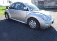 Volkswagen New Beetle 2