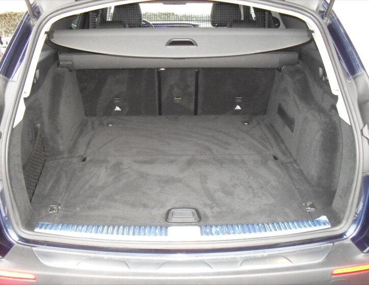 Mercedes-Benz Třídy E Kombi 3,0 l 190 kw