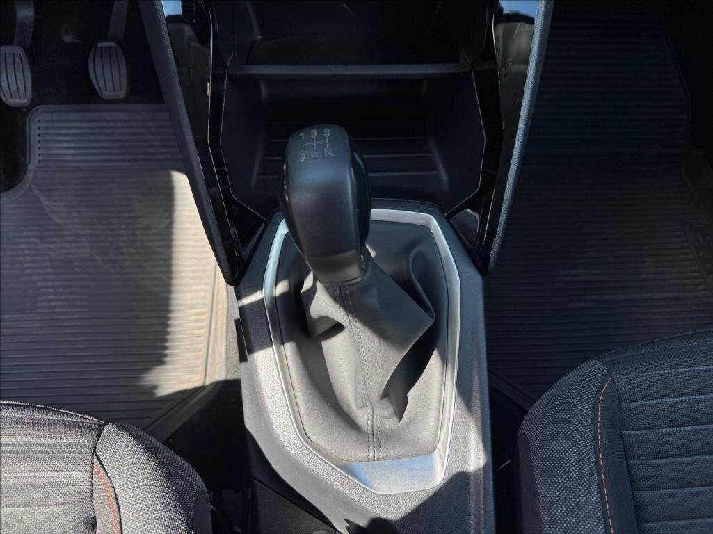 Peugeot 208 Hatchback 1,2 l 55 kw