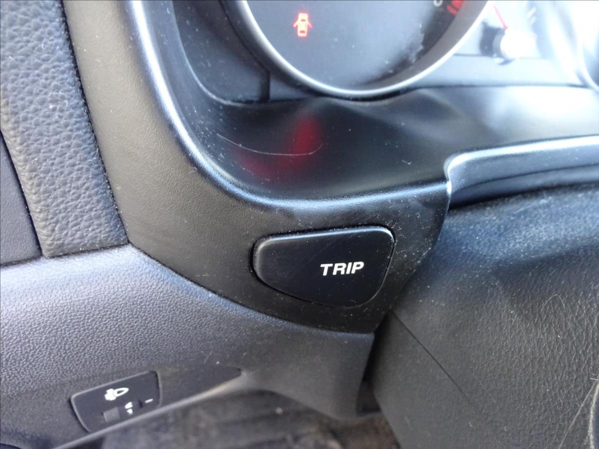 Hyundai Accent Hatchback 1,4 l 71 kw