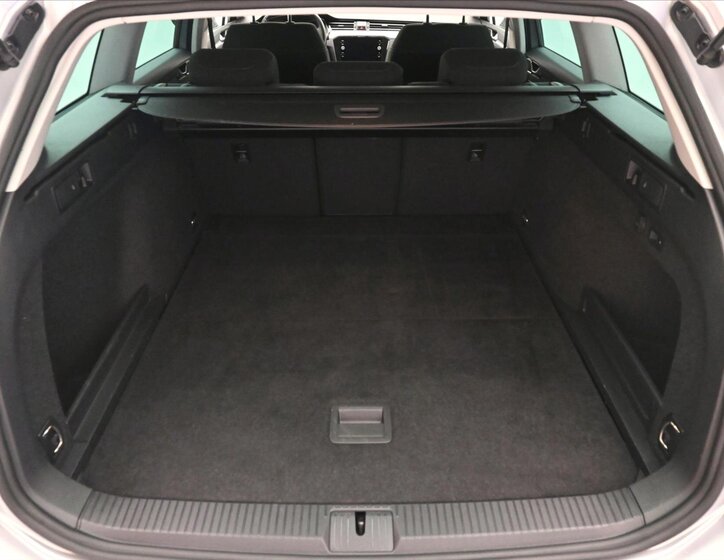 Volkswagen Passat Kombi 2,0 l 110 kw