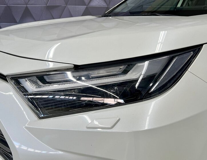 Toyota RAV4 SUV 2,5 l 163 kw