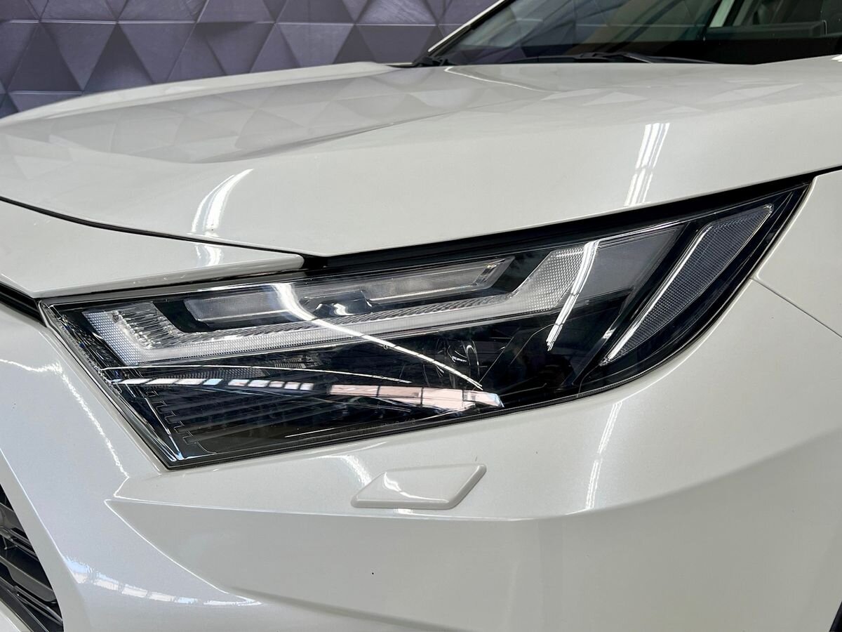 Toyota RAV4 SUV 2,5 l 163 kw