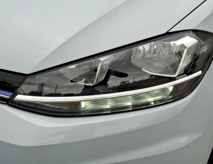 Volkswagen Golf Hatchback 1,5 l 96 kw