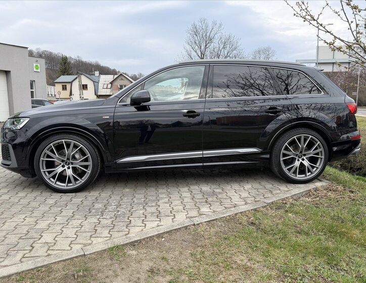 Audi Q7 Kombi 3,0 l 210 kw