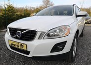 Volvo XC60 Kombi 2,4 l 136 kw