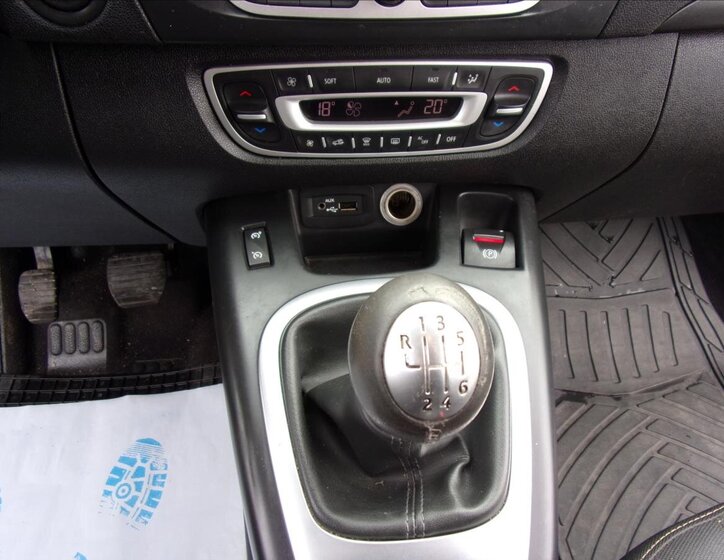 Renault Grand Scénic Kombi 1,9 l 96 kw