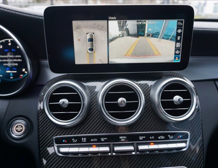 Mercedes-Benz Třídy C Sedan 4,0 l 375 kw