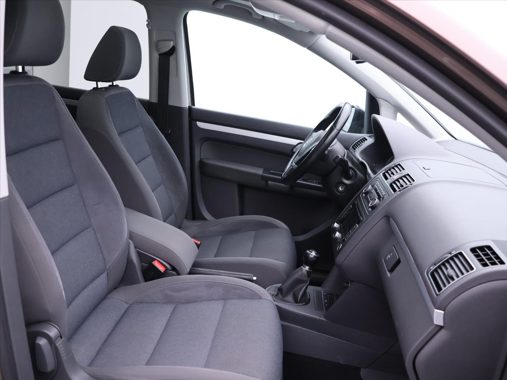 Volkswagen Touran MPV 1,4 l 103 kw