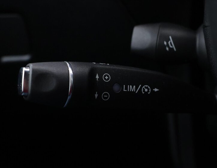 Mercedes-Benz Třídy G SUV 3,0 l 155 kw