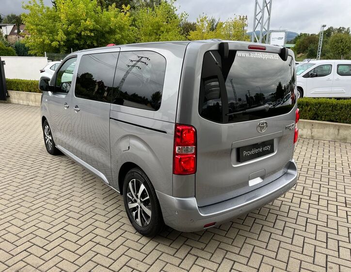 Toyota ProAce Verso 4