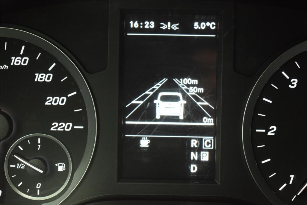 Mercedes-Benz Vito Skříň 2,0 l 120 kw