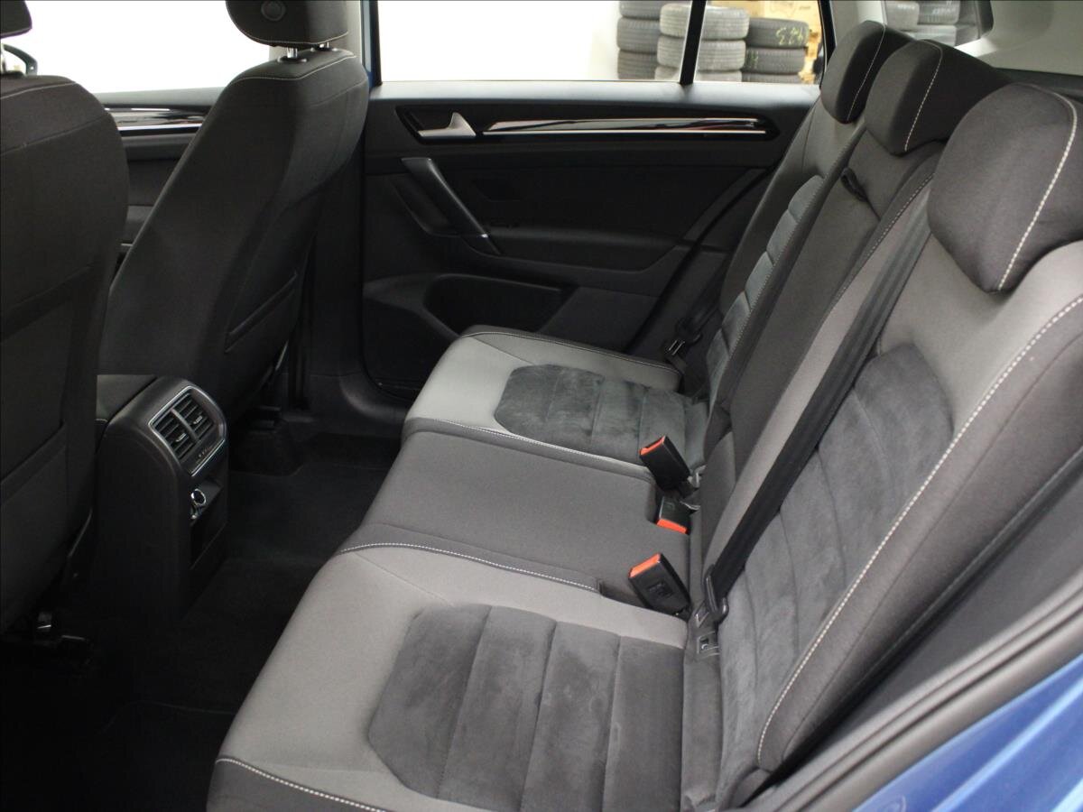 Volkswagen Golf Sportsvan Kombi 1,4 l 110 kw