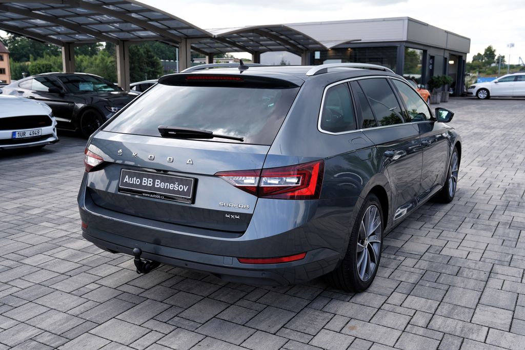 Škoda Superb