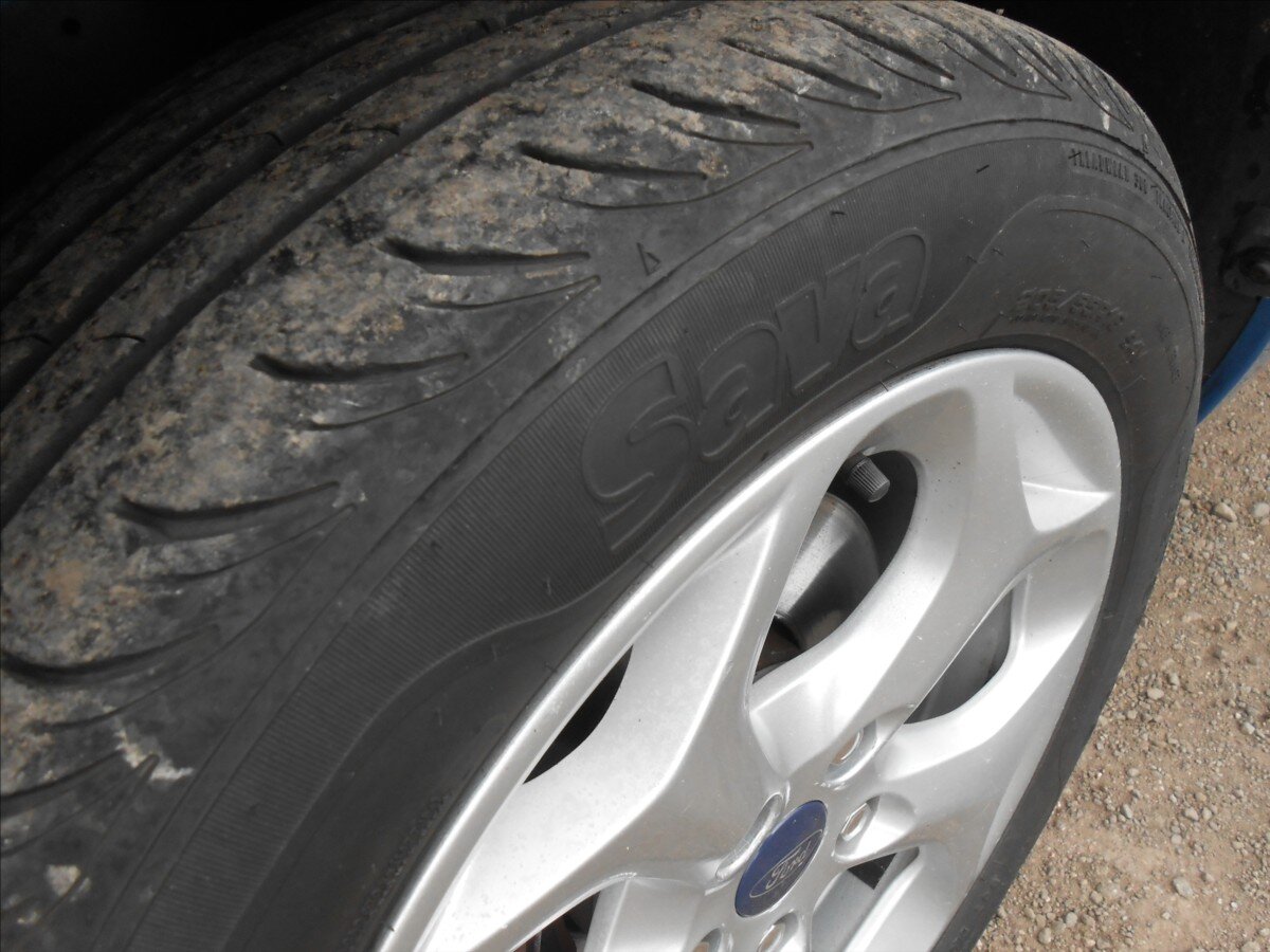 Ford Focus Kombi 1,6 l 74 kw