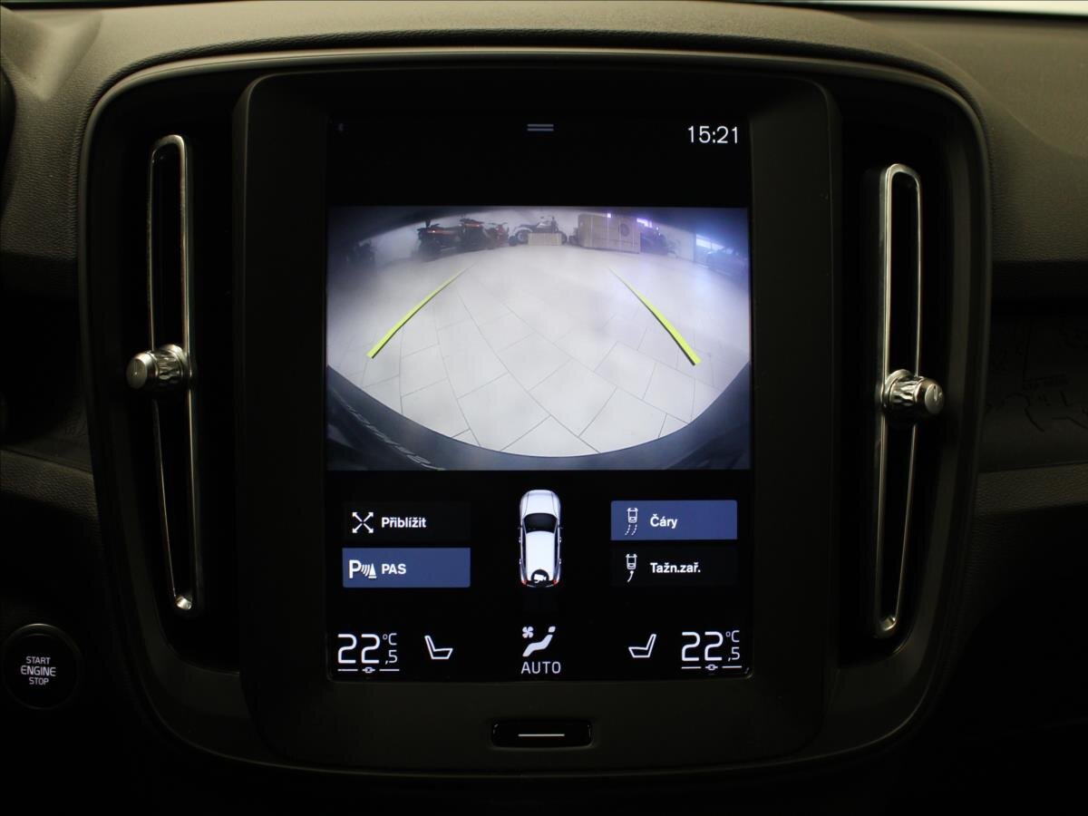 Volvo XC40 SUV 1,5 l 115 kw